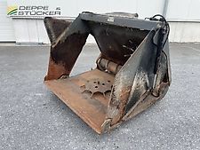 Futterverteilschaufel mit Weidemannaufnahme