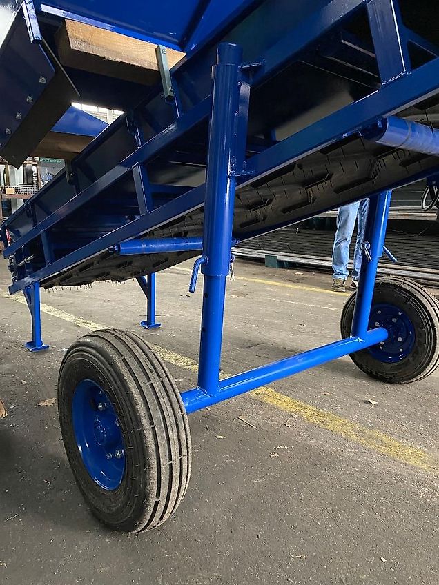 Rolmet Vorratsbunker / Receiving hopper / Trémie de réception / Cesto di ricezione / Приёмная корзина / Kosz przyjęciowy KP-1