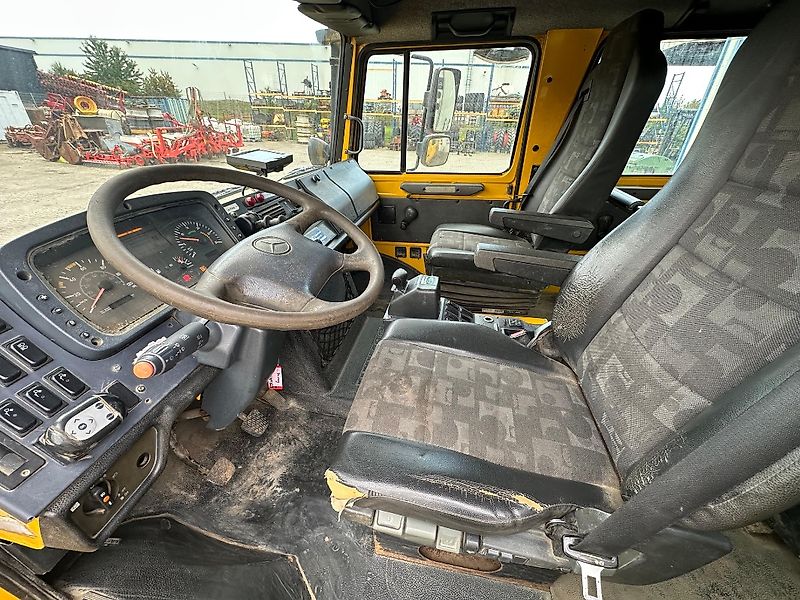 Mercedes-Benz U 4000