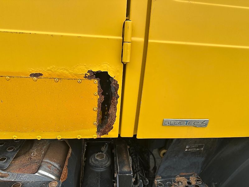 Mercedes-Benz U 4000