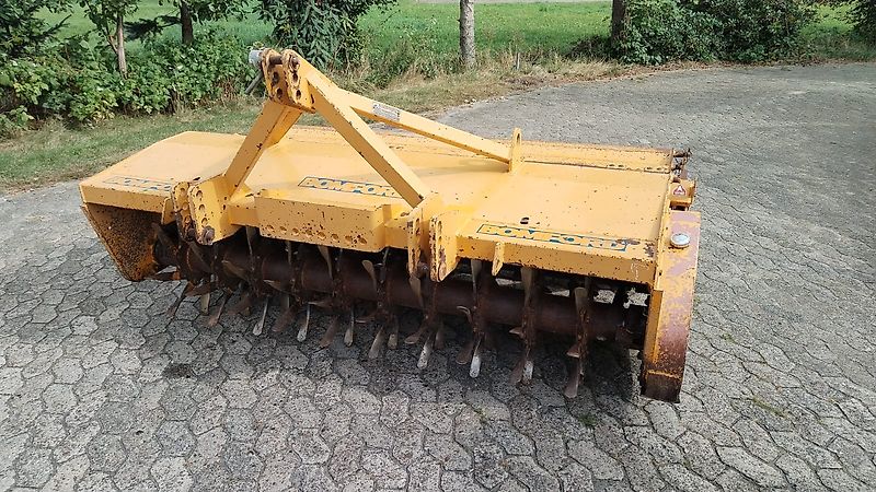 Bomford Bomford DYNA Drive 220, 260 & 300 Bodengetriebene Fräse für Greening-Randstreifen mit Pneumatikstreuer zur Einsaat Gülleeinarbeitung Reihenpflege in Sonderkulturen