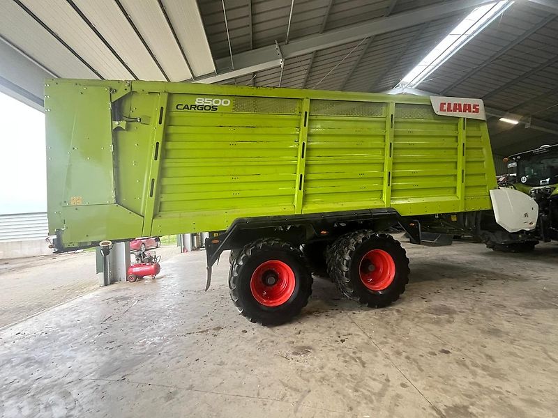 Claas Cargos 8500