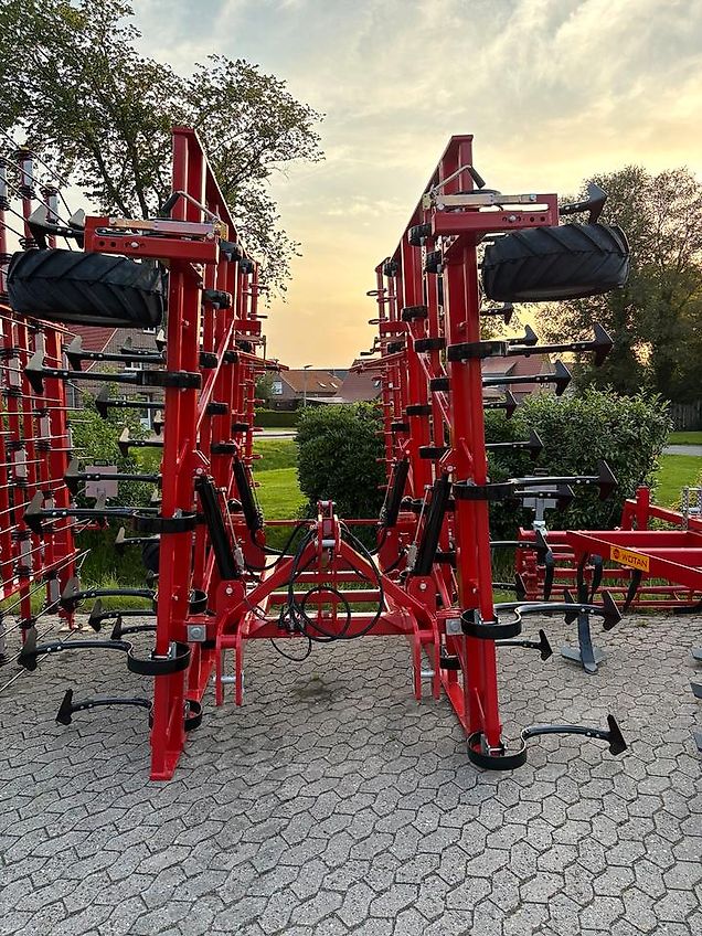 Brix Unicult Bio Biogrubber Grubber 6m neu Flachgrubber Ultraflachgrubber Federzinkenegge