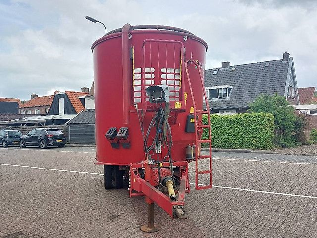 BvL V-Mix 27-2S voermengwagen