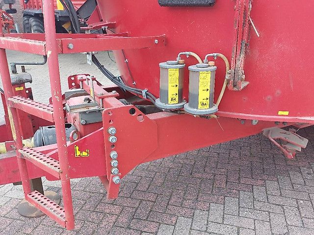 BvL V-Mix 27-2S voermengwagen