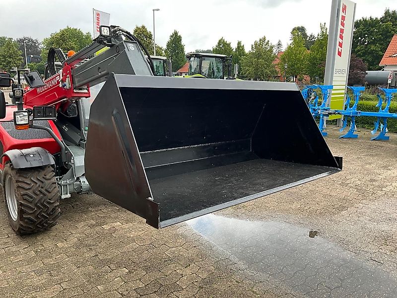 Düvelsdorf ERDSCHAUFEL 1800 EURO Aufnahme