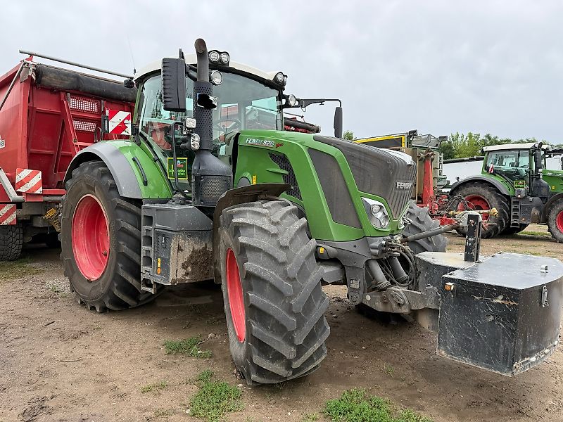 Fendt 828 Vario S4 ProfiPlus