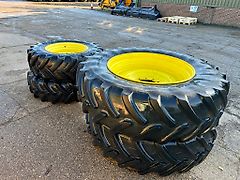 John Deere WHEELS