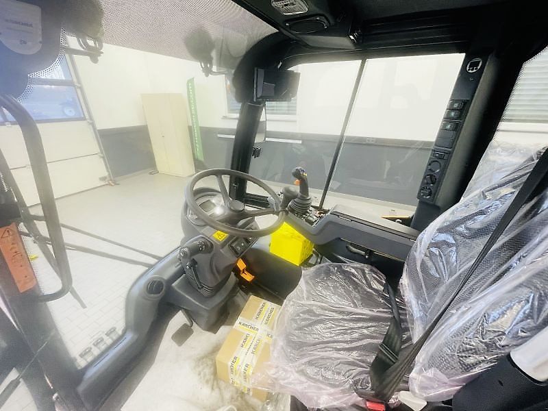 Holder C 65 SINGLE CAB HOLDER