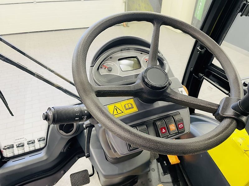 Holder C 65 SINGLE CAB HOLDER