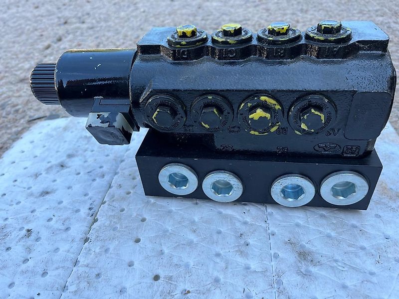 Quicke Mehrwegeventil 5034266