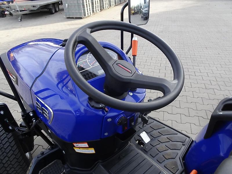 Farmtrac Farmtrac 30 30PS Traktor Schlepper Mitsubishi kein Solis Kubota