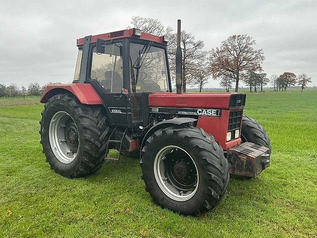 Case international 1056XL