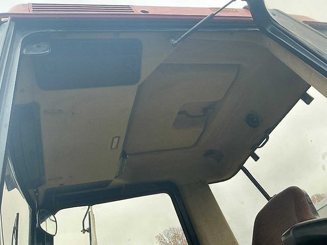 Case international 1056XL