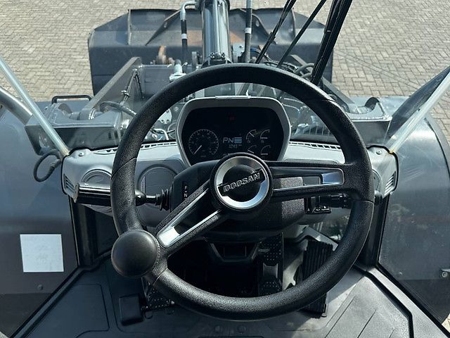 Doosan DEVELON /DL200-7, central lubrication, 2022