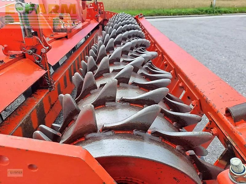 Kuhn hrb 302 d - kreiselegge 3m