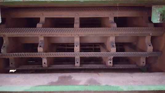 John Deere PIECES BATTEUSE JOHN DEERE 2254 2054 2266 2066