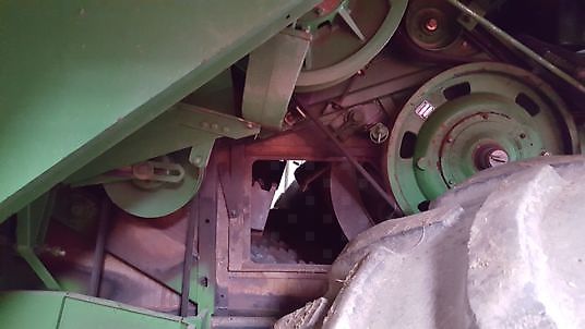 John Deere PIECES BATTEUSE JOHN DEERE 2254 2054 2266 2066