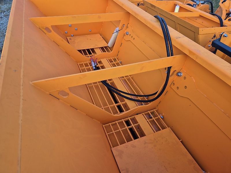 PADAGAS SP 1500 Selbstladestreuer Radlader Schmi