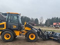 JCB 409 / Huippu varusteltu, Tulossa!
