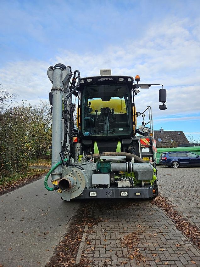 Claas Xerion Saddletrac 3800 "viele Neuteile und Reparaturen durchgeführt"