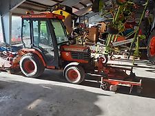 Kubota B2400DS