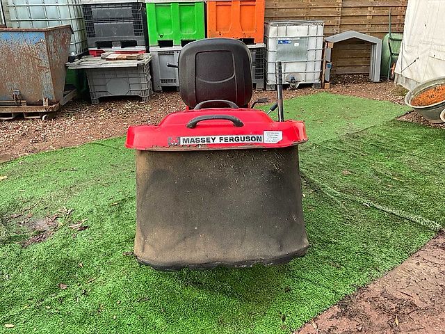 Massey Ferguson MF36 -15RD Zitmaaier