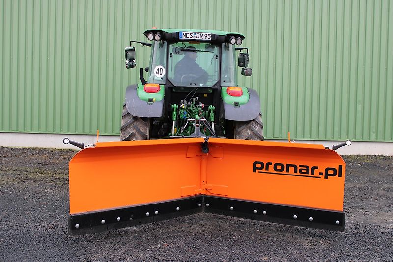 Pronar PUV 3300 Schneepflug
