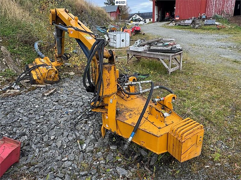 Bomford Turner B49 FM