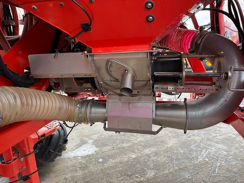 Kuhn Megant 480 Tine Drill