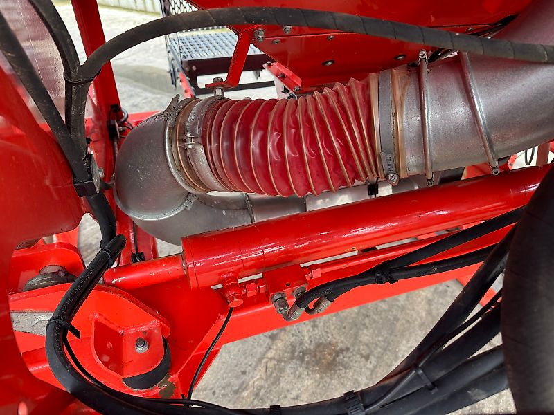 Kuhn Megant 480 Tine Drill