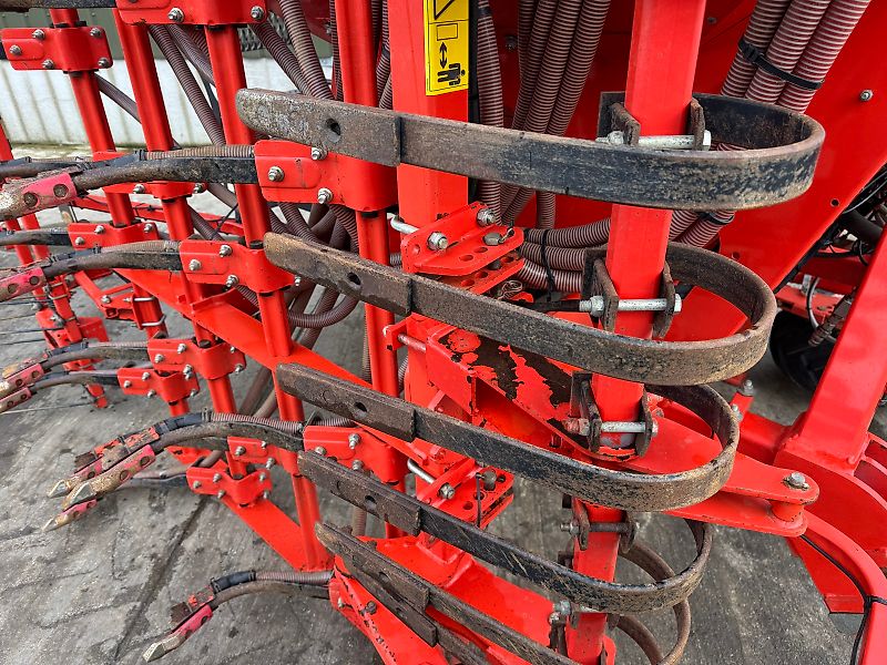 Kuhn Megant 480 Tine Drill