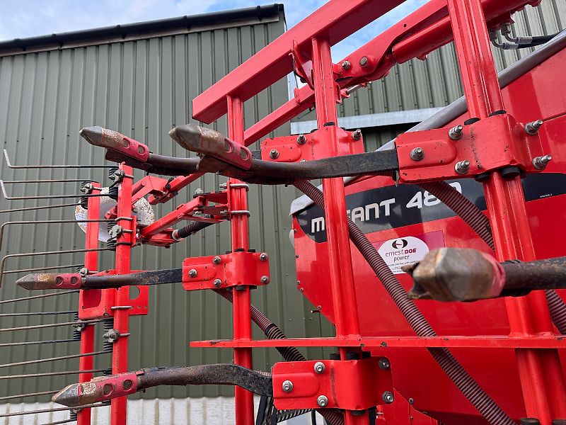 Kuhn Megant 480 Tine Drill