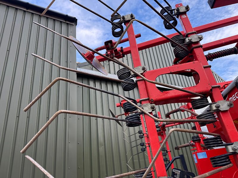 Kuhn Megant 480 Tine Drill