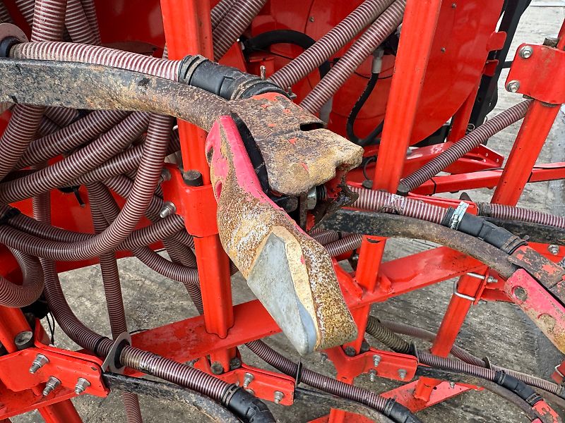 Kuhn Megant 480 Tine Drill