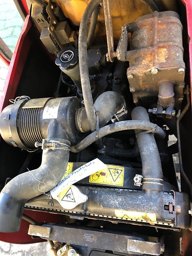 Shibaura Shibaura ST 324 HST Komunalschlepper Winterdienst Zubehör * 23 PS