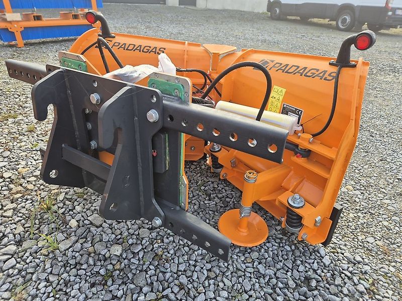 PADAGAS VARIO SCHNEESCHILD Traktor Hoflader Bema
