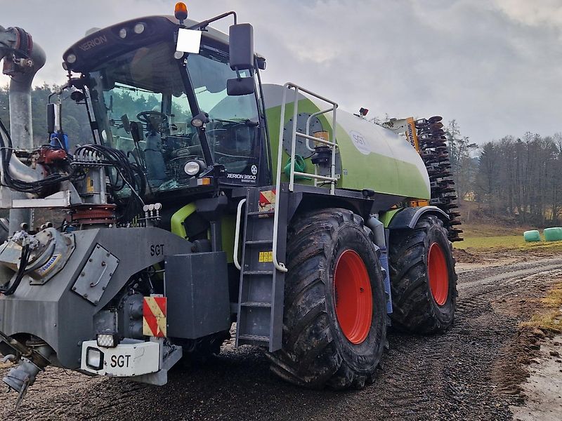 Claas 3800 saddle trac