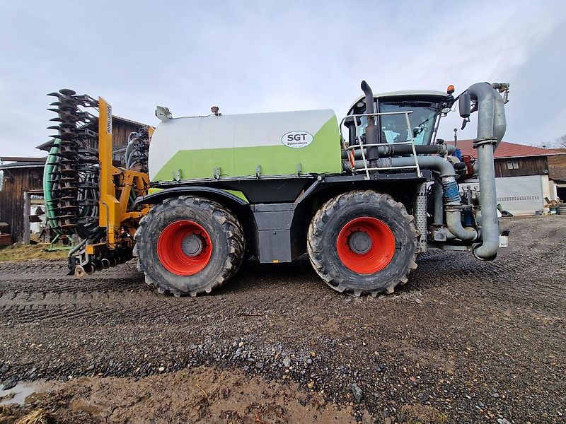 Claas 3800 saddle trac