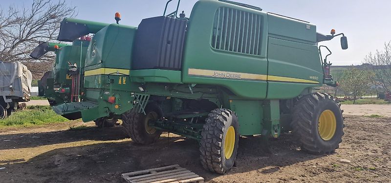 John Deere w650