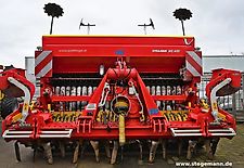 Pöttinger Lion 3002 Kreiselegge + Vitasem 302 ADD Sämaschine