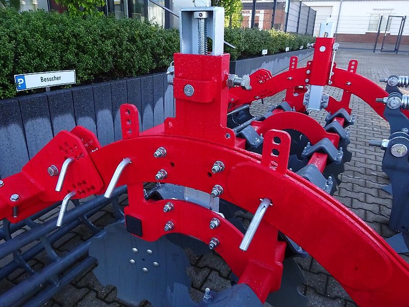 Unia Flügelschargrubber KOS S, Non Stop, 3,00 m, mit Kurzscheibenegge (Egge Typ B), NEU