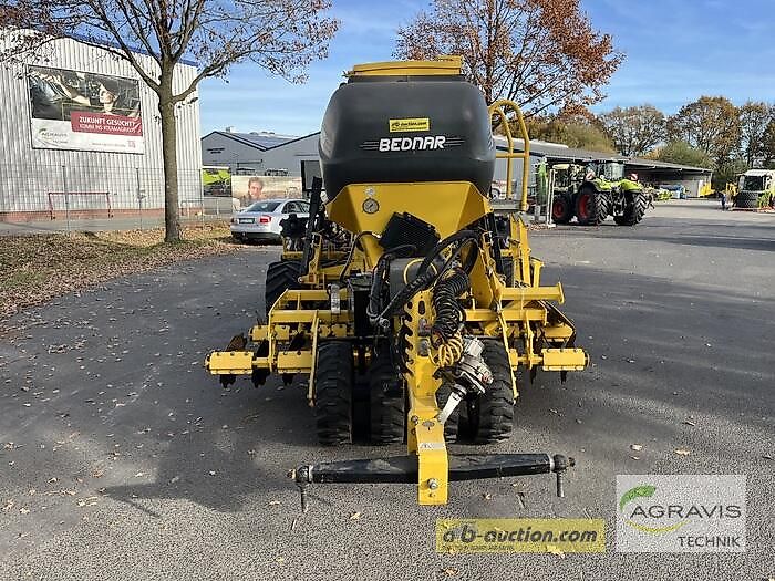 Bednar OMEGA OO 3000