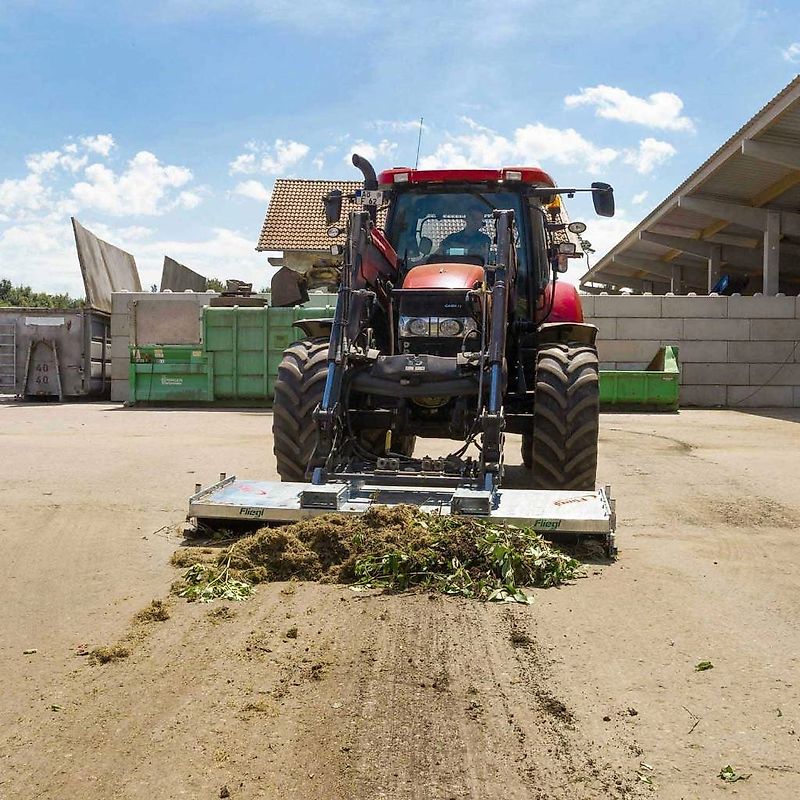 Fliegl Lion Sweeper 2000