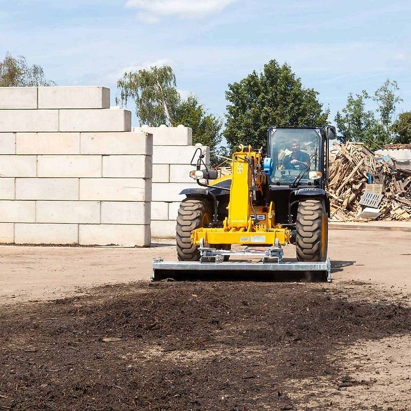 Fliegl Lion Sweeper 2000