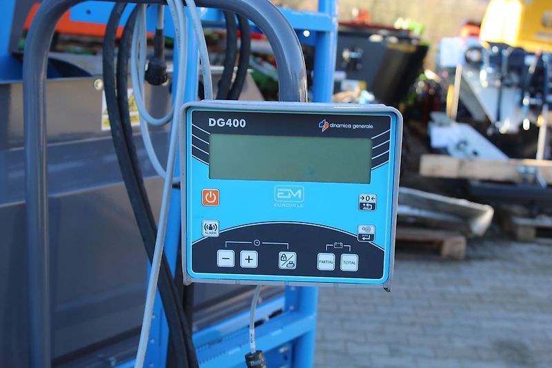 Euromilk Futtermischwagen Rino FX 900 Compact