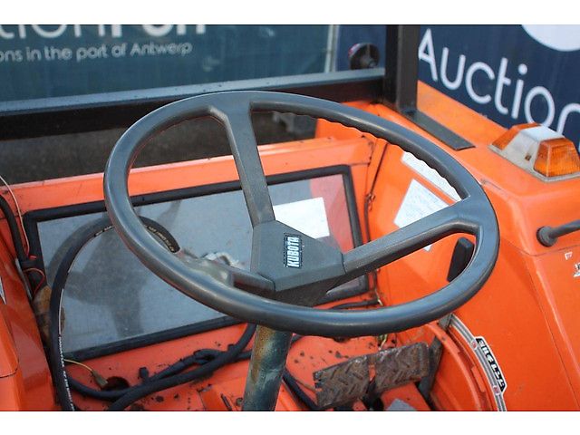 Kubota Sunshine L1-R26 Reverser