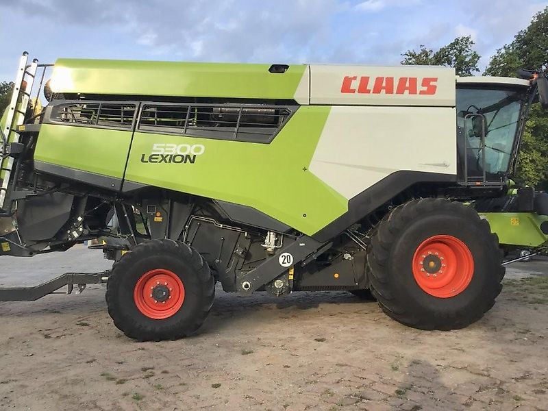 Claas Lexion 5300