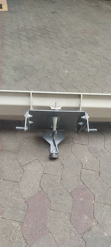 Cramer Schneeräumschild