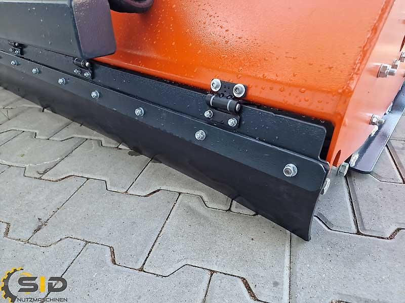 SID Schlegelmulcher hydraulisch / Hydraulic flail mower 1,25 m